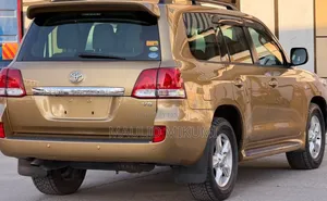 Toyota Land Cruiser 2008 Gold