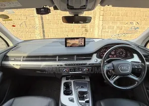 Audi Q7 2017 Black