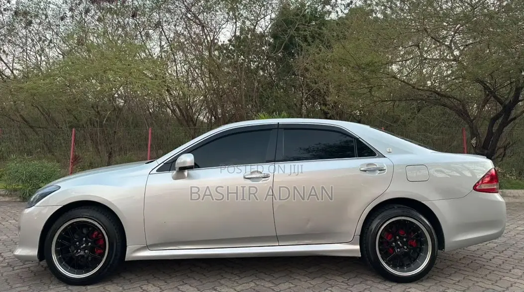 Toyota Crown 2008 Silver