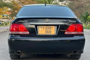 Toyota Crown Royale 2005 Black