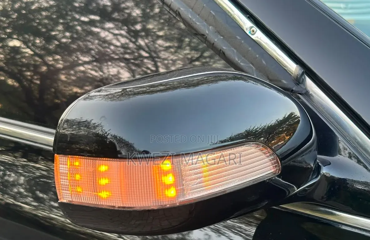 Toyota Crown Royale 2005 Black