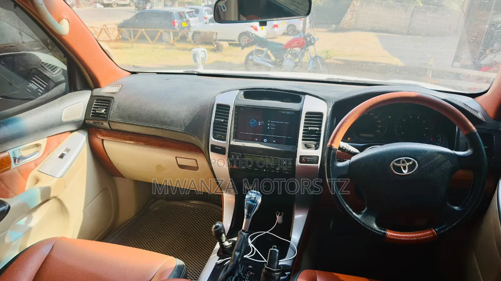 Toyota Land Cruiser Prado 2007 Off white