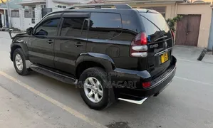 Toyota Land Cruiser Prado 2007 Black