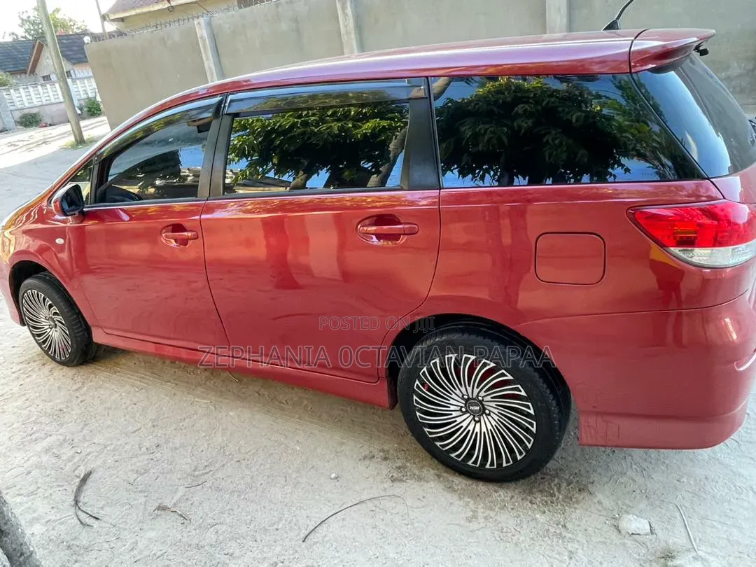 Toyota Wish 2009 Red