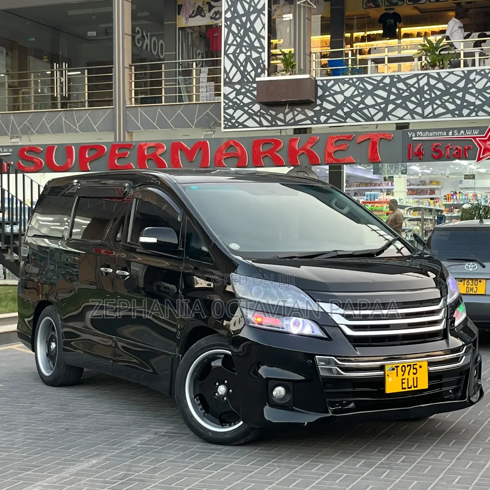 Toyota Vellfire 2012 Black