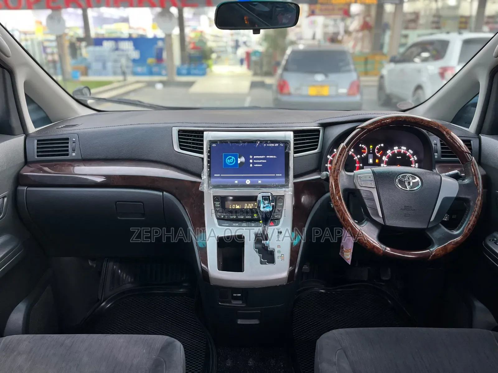Toyota Vellfire 2012 Black