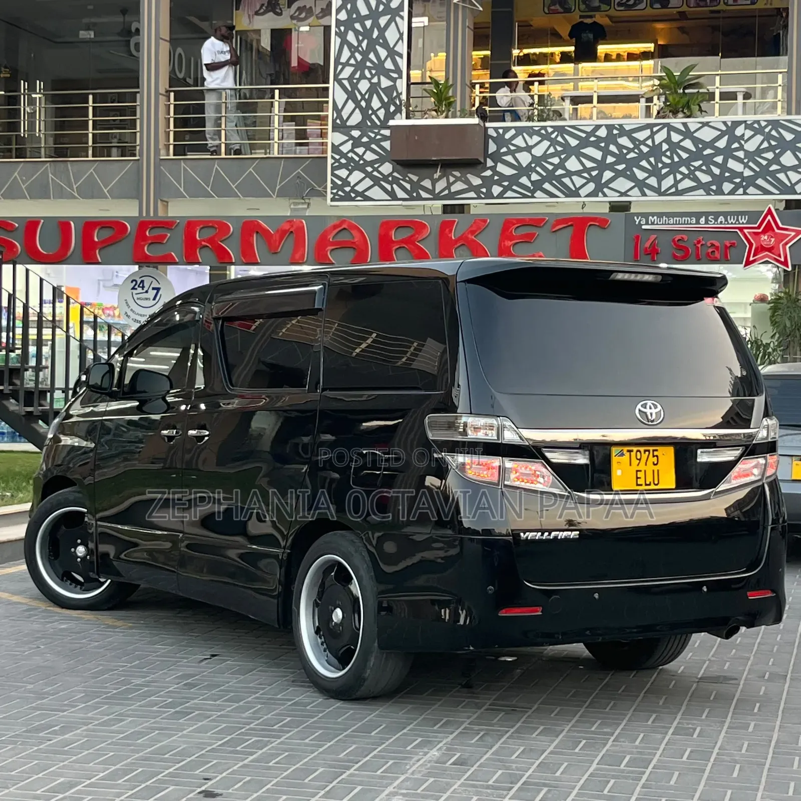 Toyota Vellfire 2012 Black