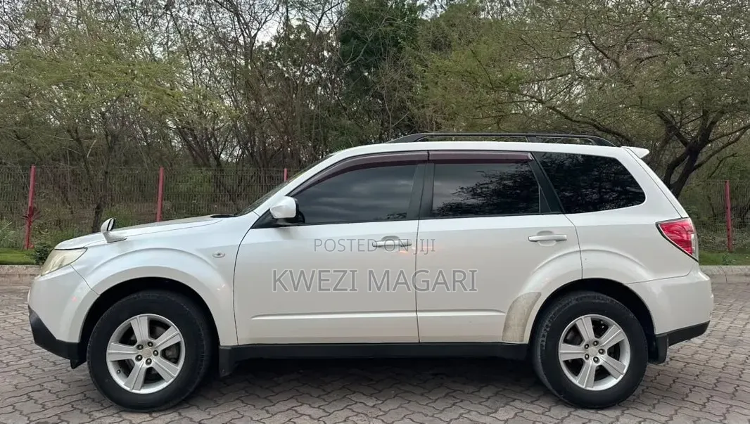 Subaru Forester 2009 White