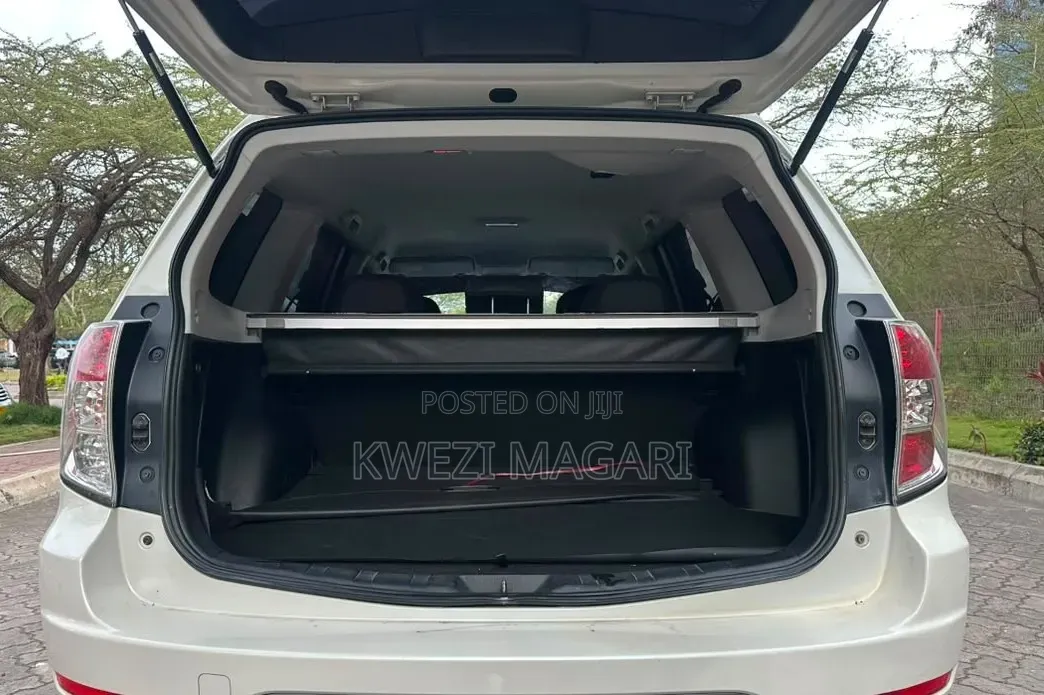 Subaru Forester 2009 White