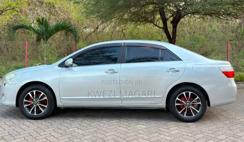 Toyota Premio 2009 Silver