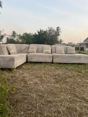 Sofa Set Ya Watu 8 Mpaka 9 Color Cream