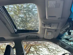 Toyota Land Cruiser Prado 2021 Pearl