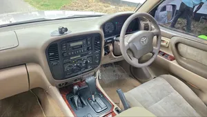 Toyota Land Cruiser 2000 Silver