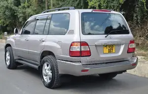 Toyota Land Cruiser 2002 Silver