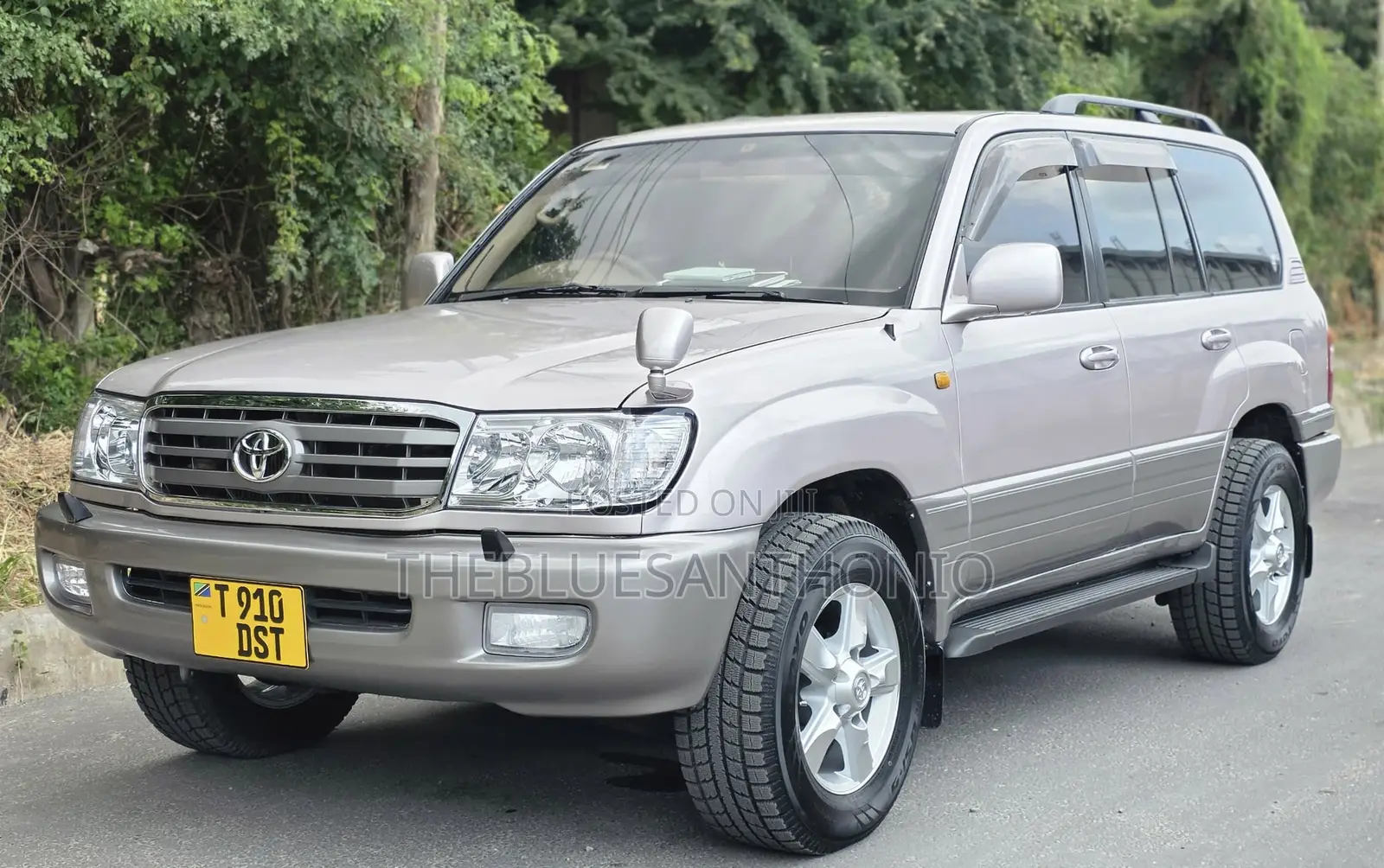 Toyota Land Cruiser 2002 Silver