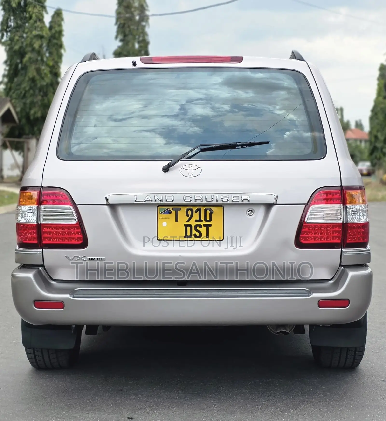 Toyota Land Cruiser 2002 Silver