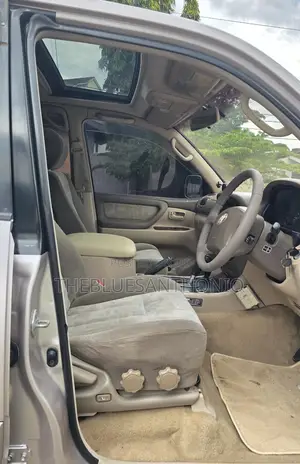 Toyota Land Cruiser 2002 Silver