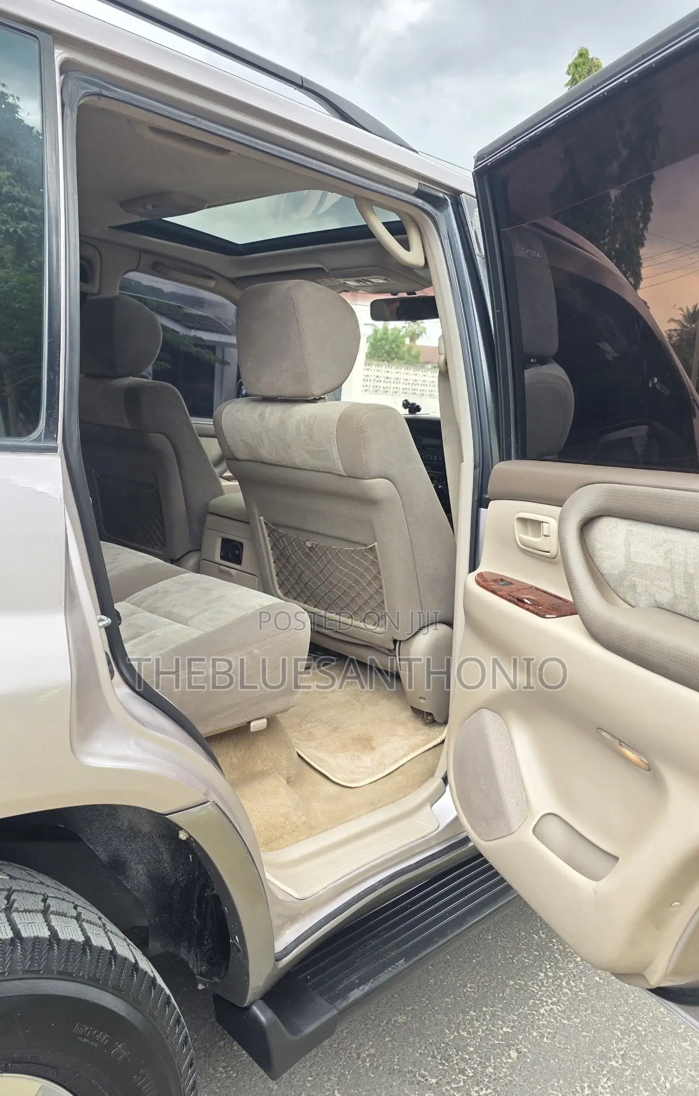 Toyota Land Cruiser 2002 Silver
