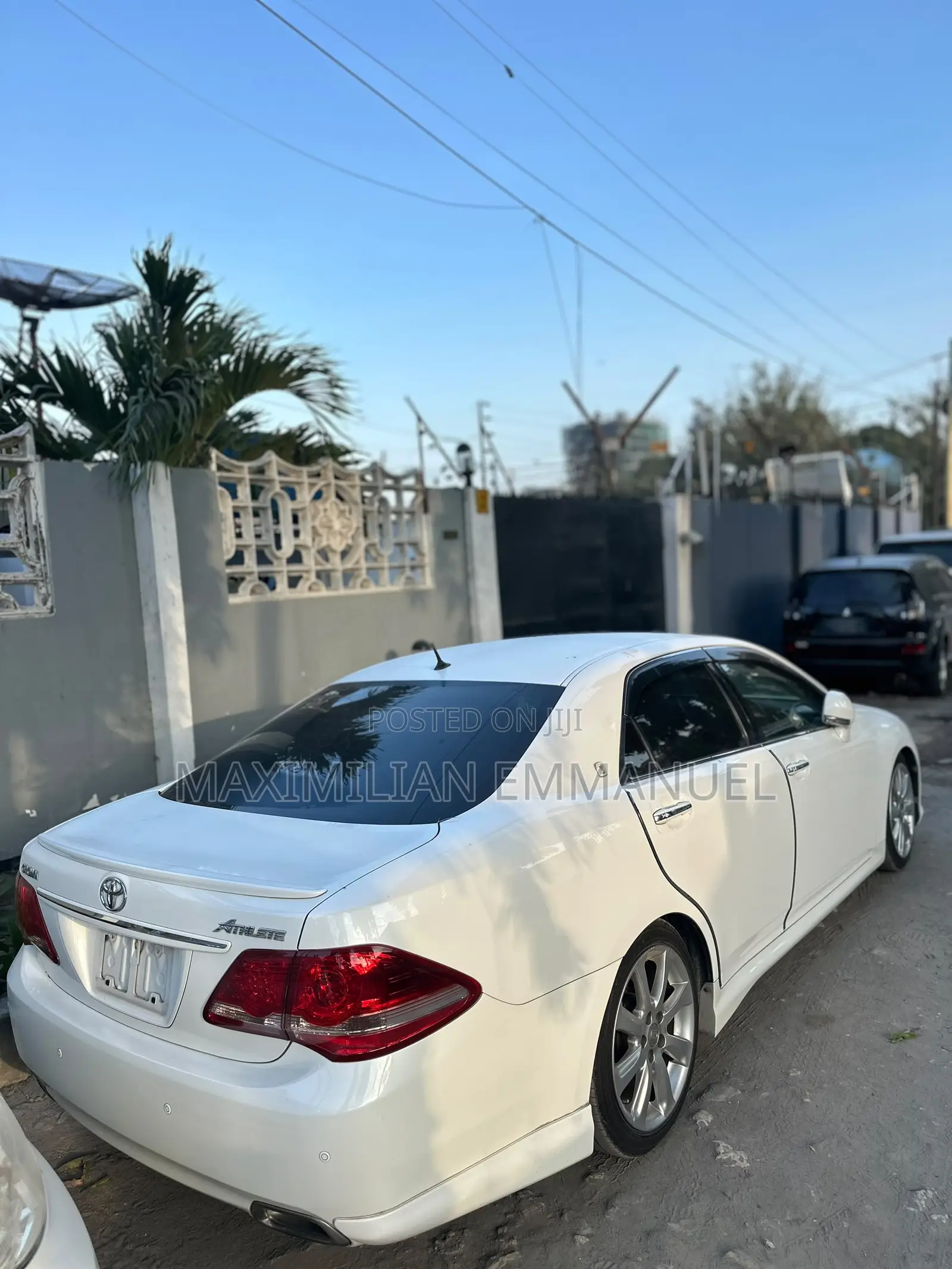 Toyota Crown 2009 White