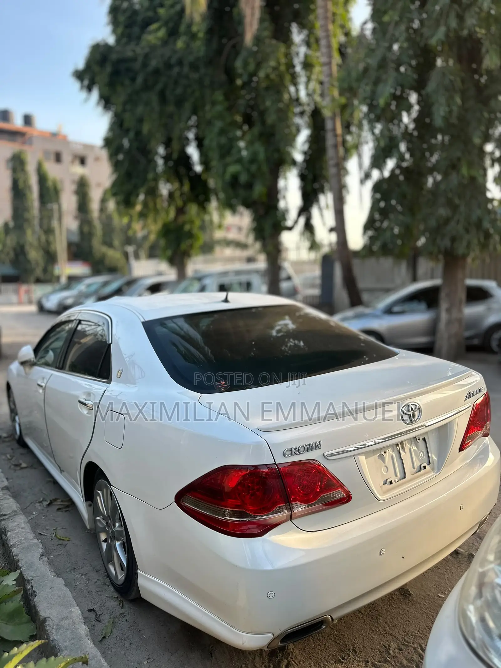 Toyota Crown 2009 White