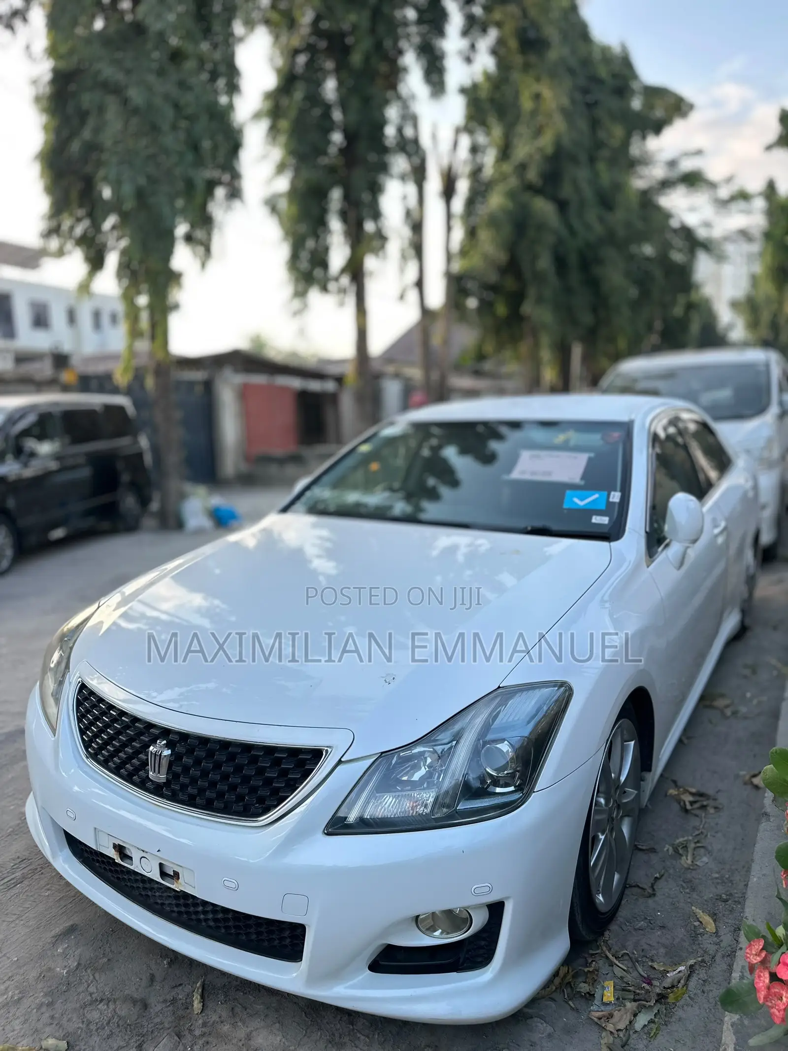 Toyota Crown 2009 White