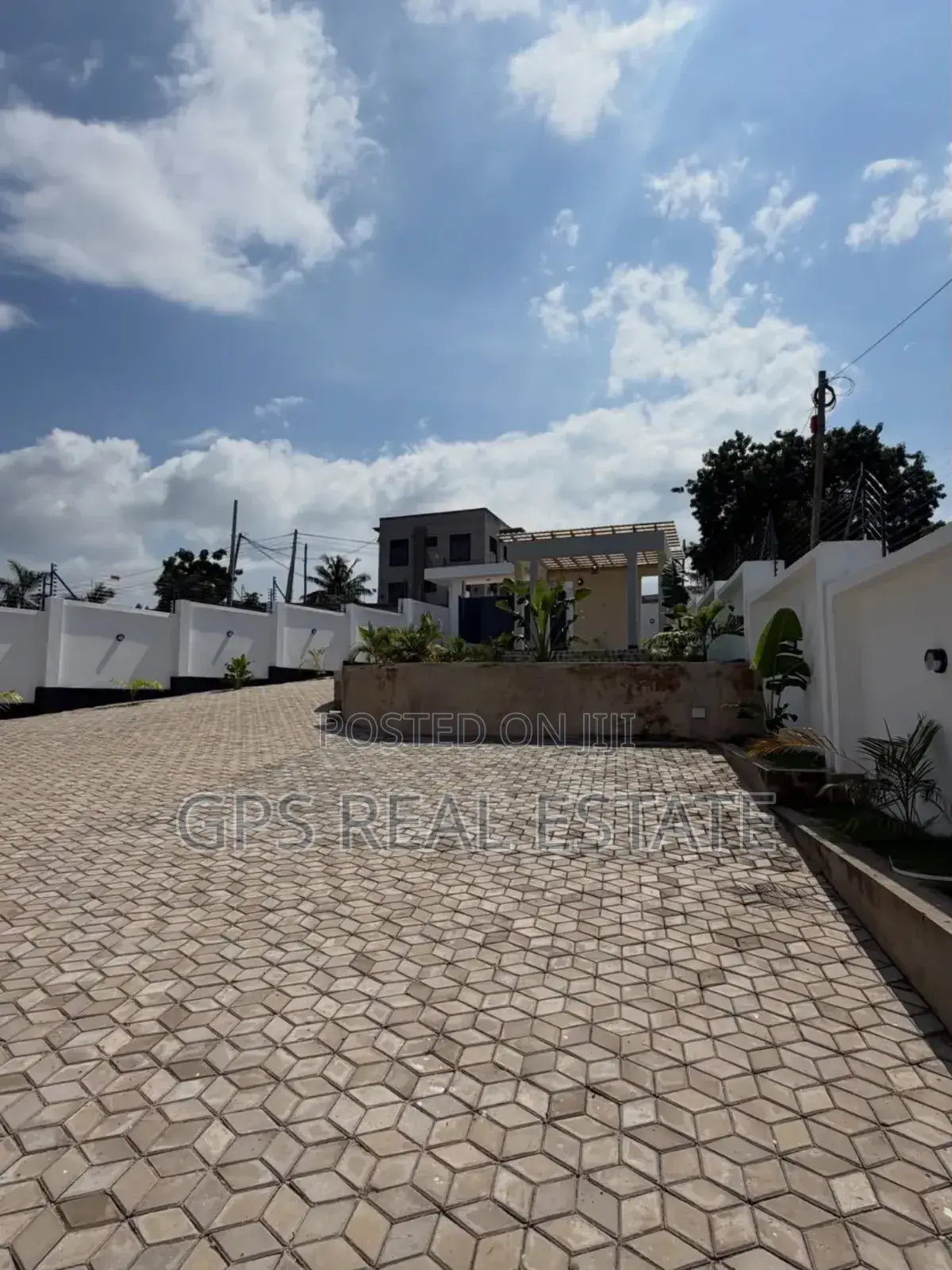 4bdrm House in Goba Center, Kinondoni for sale