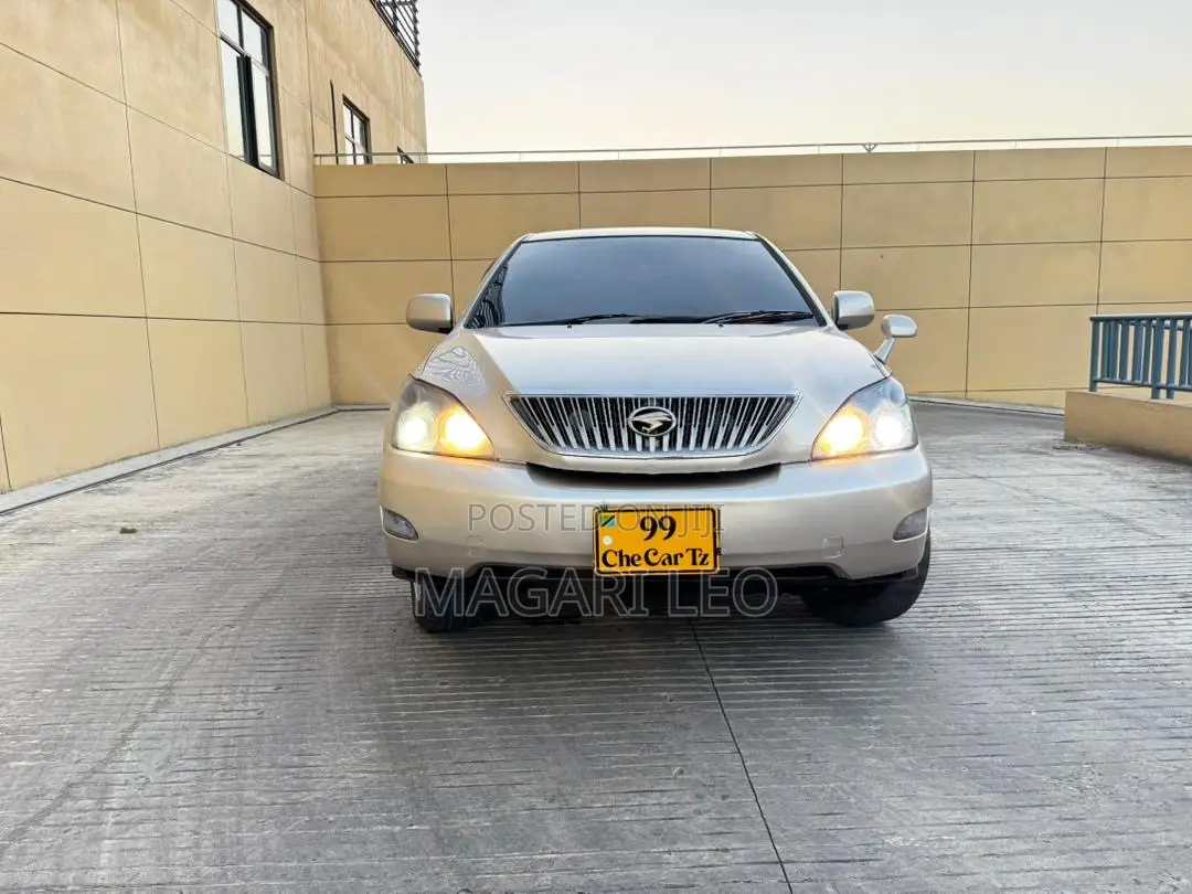 Toyota Harrier 2.4 2004 Gold