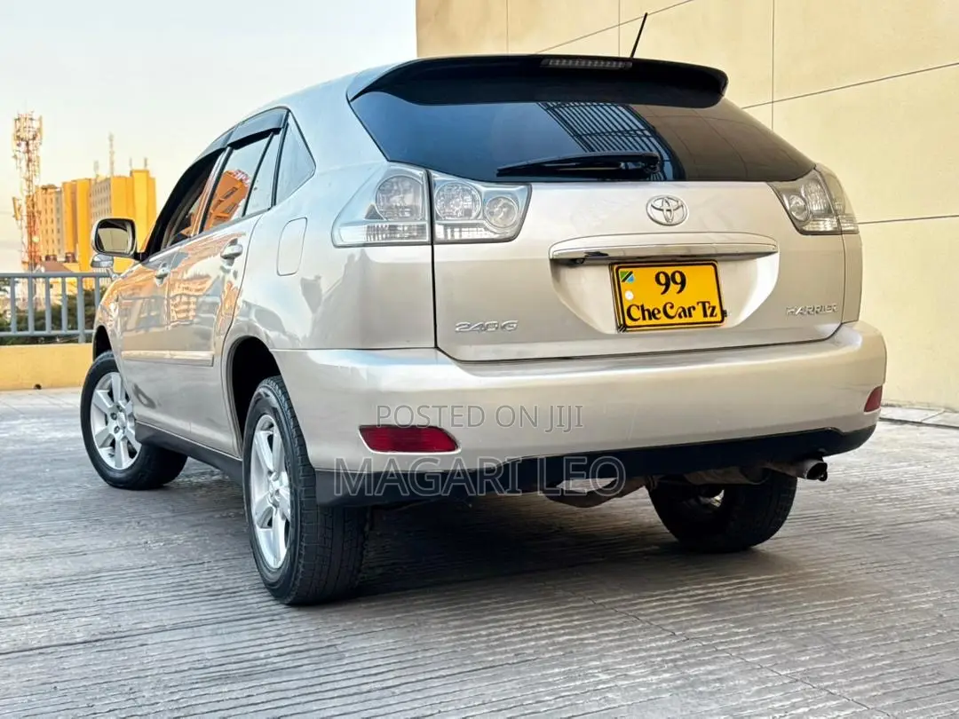 Toyota Harrier 2.4 2004 Gold