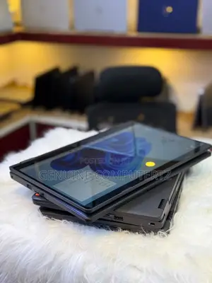 Laptop Dell Latitude 5300 2-in-1 8GB Intel Core i5 SSD 256GB