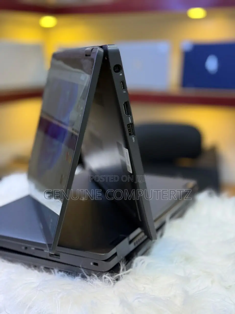 Laptop Dell Latitude 5300 2-in-1 8GB Intel Core i5 SSD 256GB