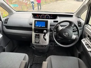 Toyota Noah 2009 Black