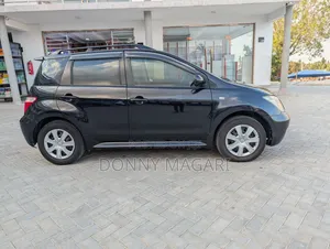 Toyota IST 2005 Black
