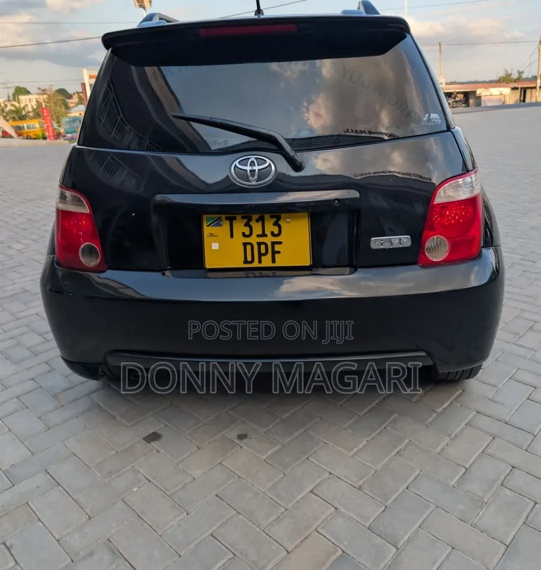 Toyota IST 2005 Black