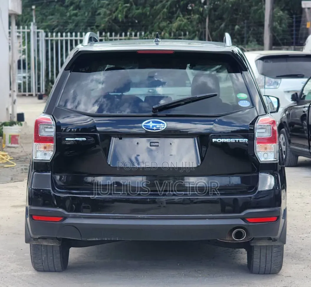 Subaru Forester 2016 Black