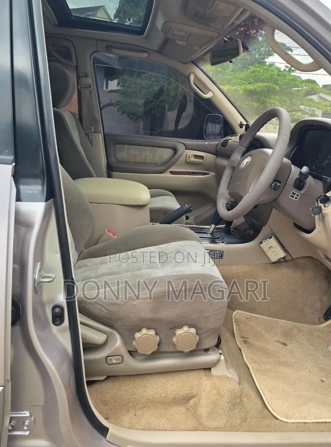 Toyota Land Cruiser 2010 Silver