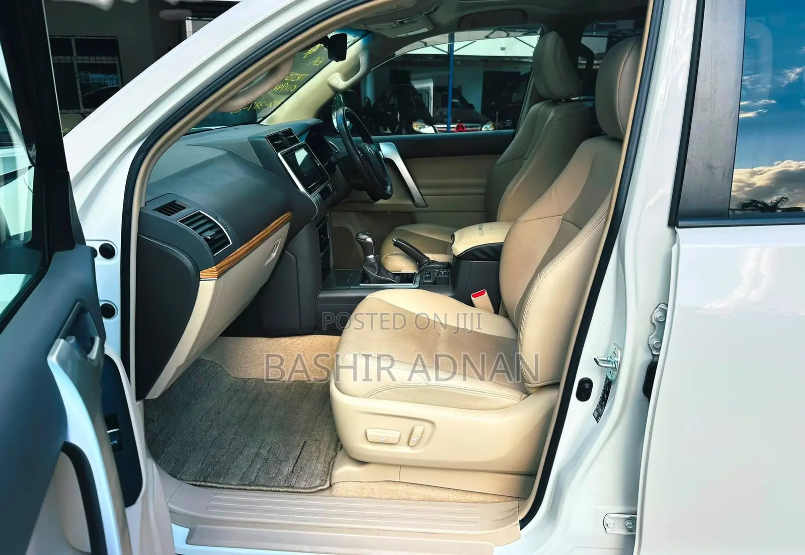 Toyota Land Cruiser Prado 2.7 2020 Pearl