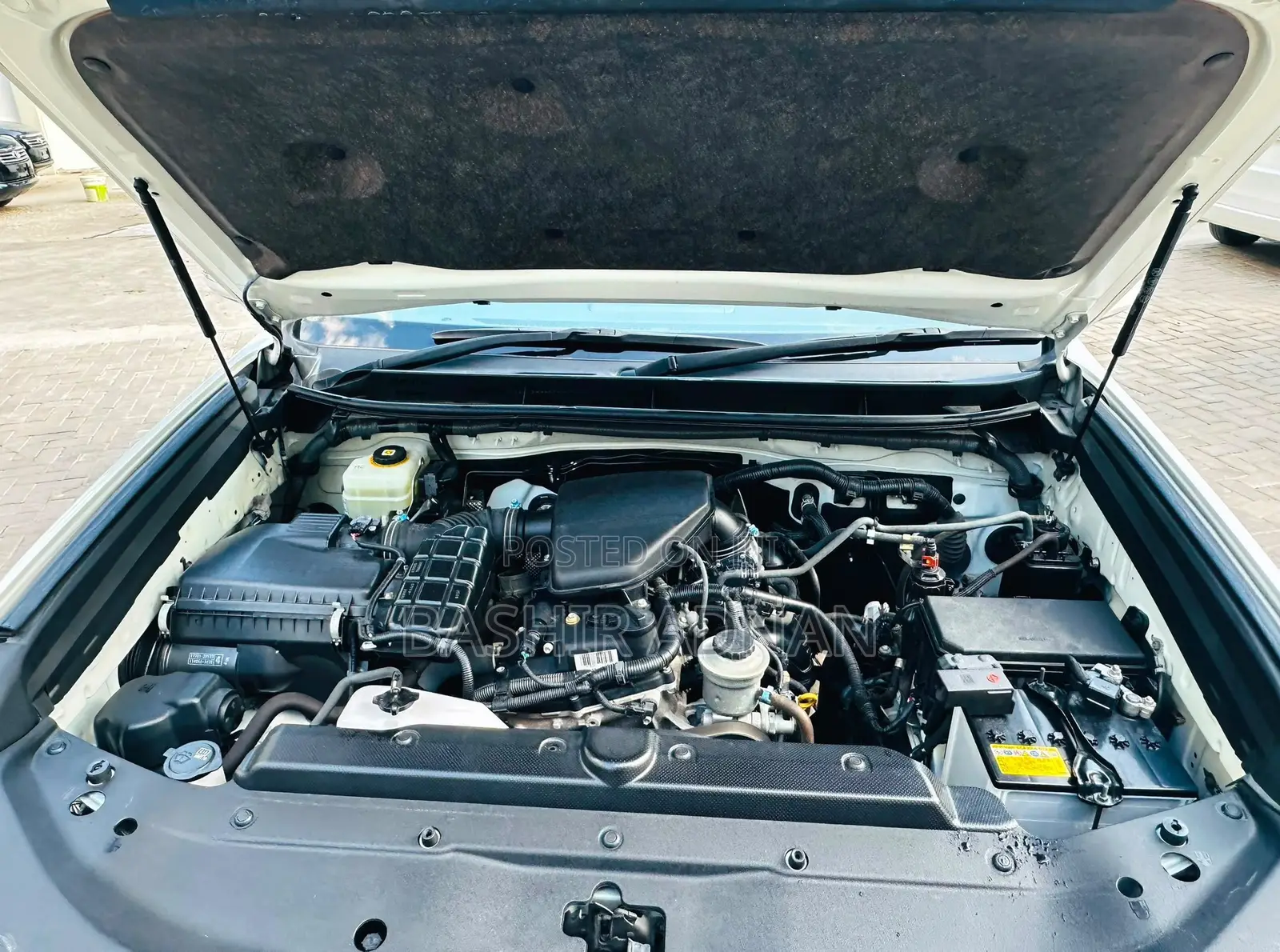 Toyota Land Cruiser Prado 2.7 2020 Pearl