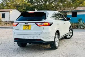 Toyota Harrier 2019 Black