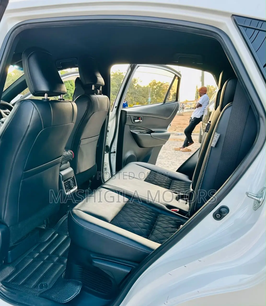 Toyota Harrier 2019 Black