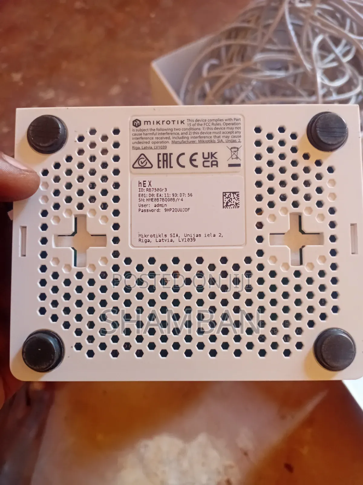 Mikrotik hEX RB750Gr3