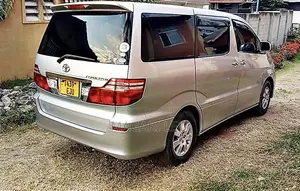 Toyota Alphard 2.4 Petrol AWD 2006 Silver