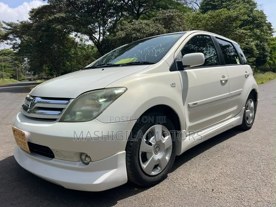 Toyota IST 2004 Pearl