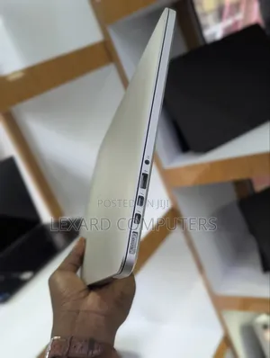 Laptop Apple MacBook Pro 2015 16GB Intel Core i7 SSD 512GB