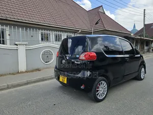 Toyota Porte 2005 Black