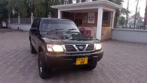 Nissan Patrol GR 1996 Black