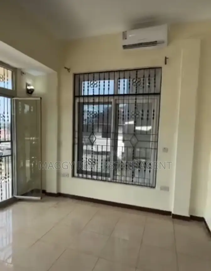 5bdrm House in Salasala Uzunguni, Kunduchi for rent