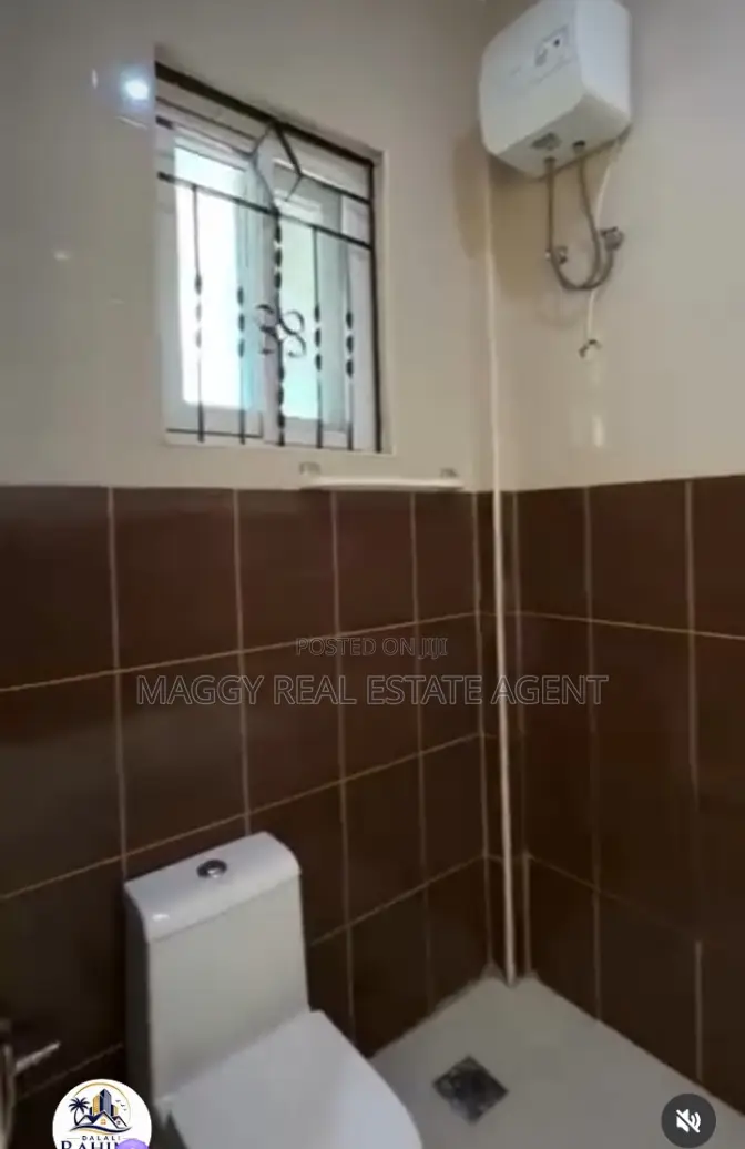 5bdrm House in Salasala Uzunguni, Kunduchi for rent