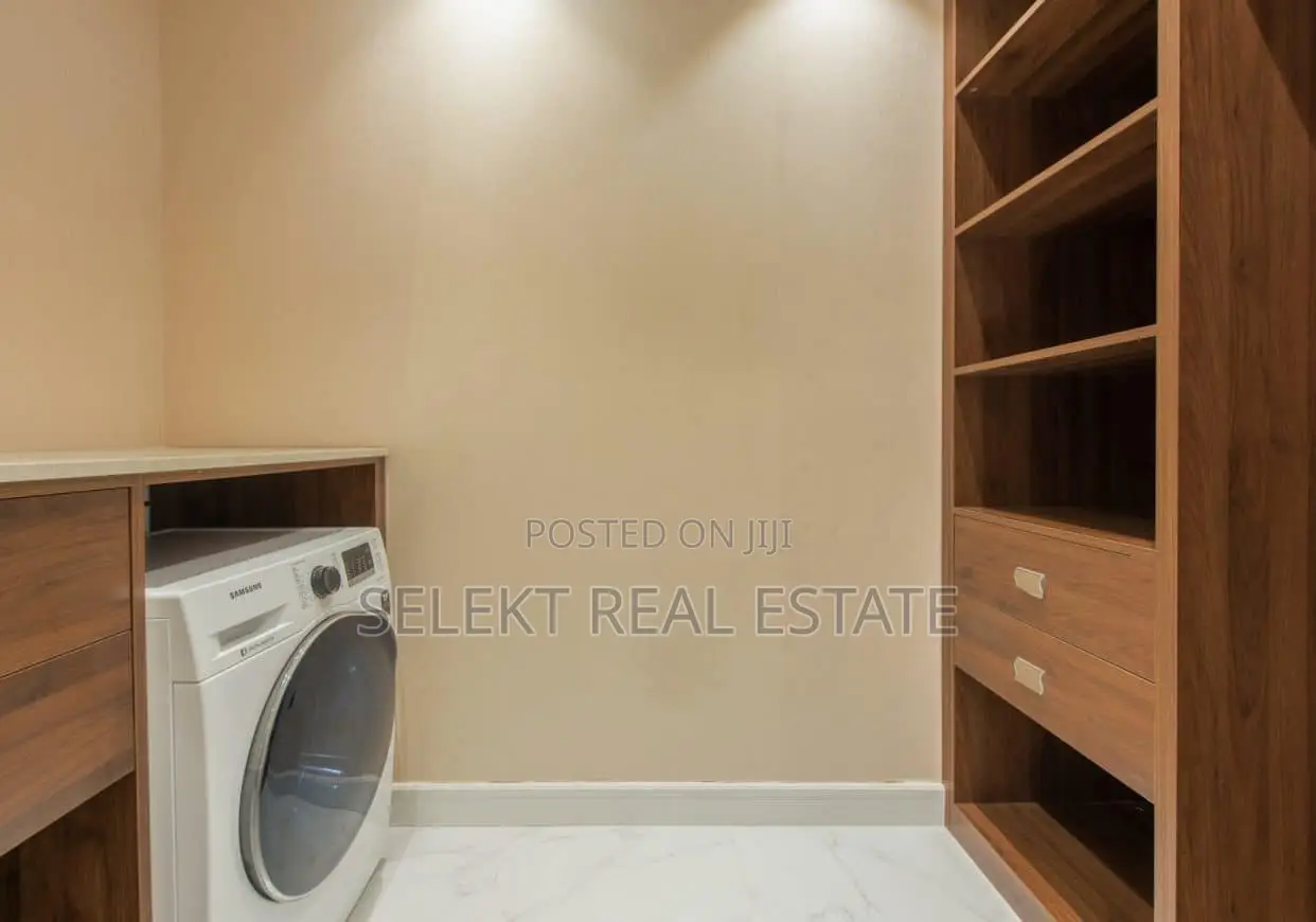 Furnished 2bdrm Apartment in Oyster Bay for rent