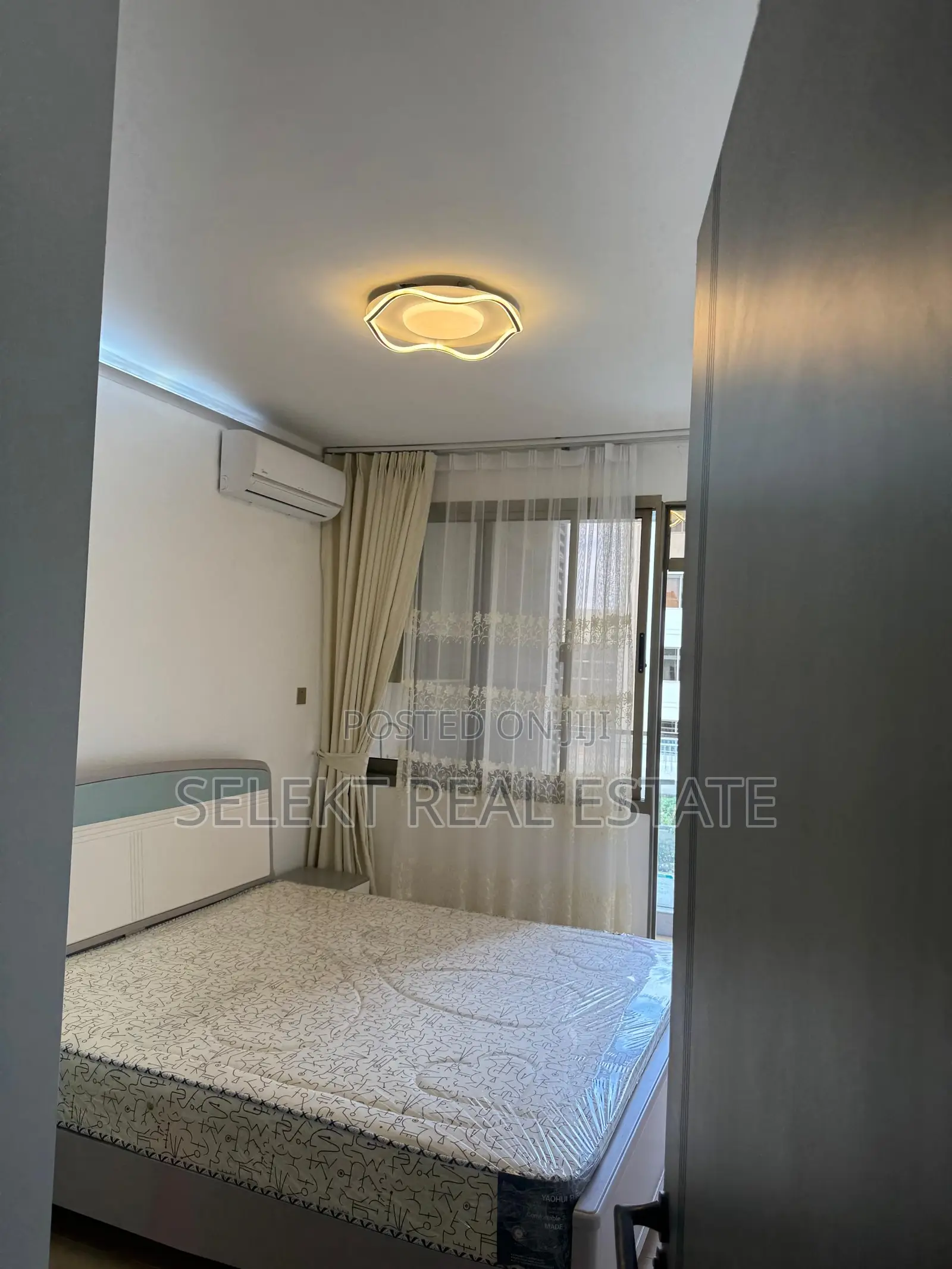 Furnished 3bdrm Apartment in Oyster Bay for rent