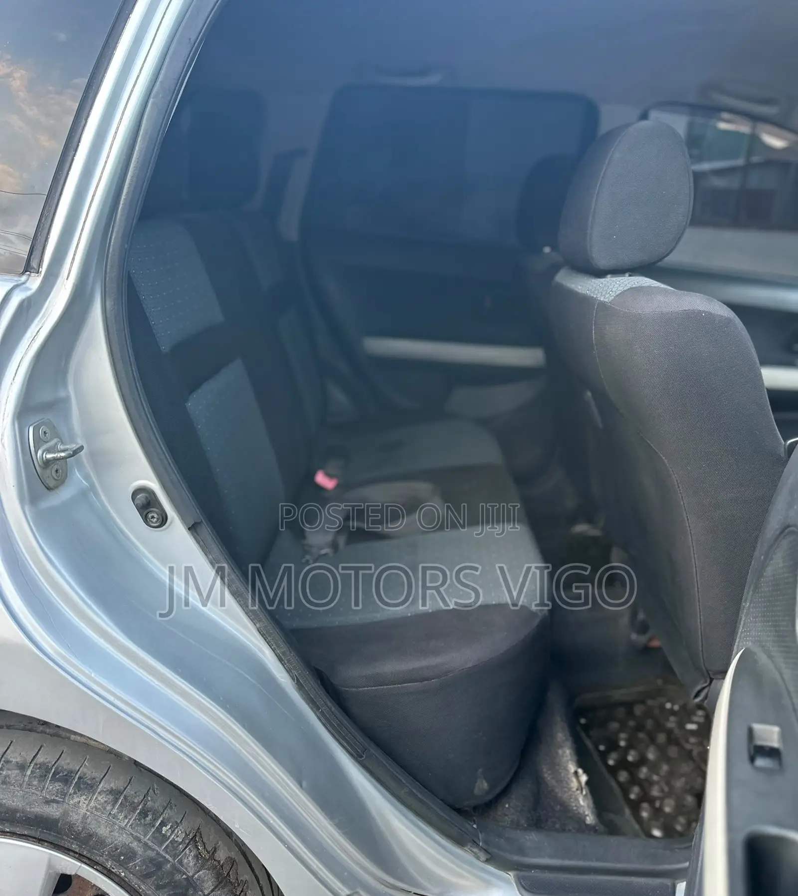 Toyota IST 2004 Silver